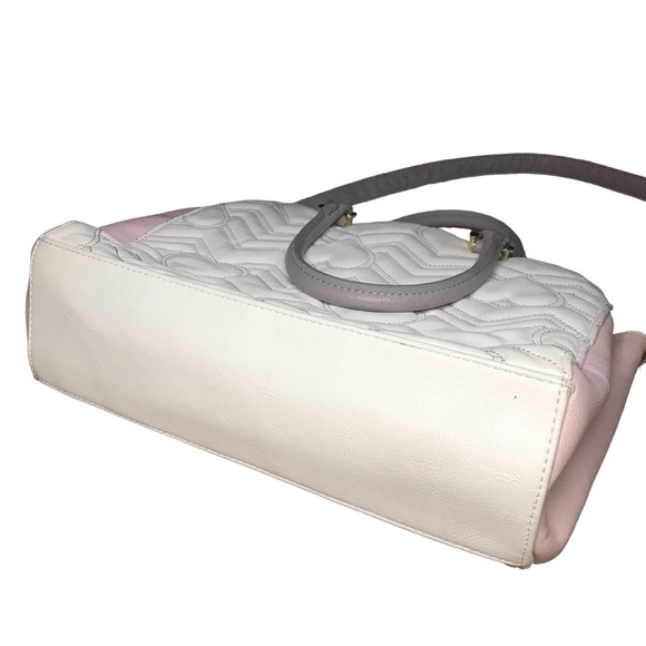 RARE Quilted Betsy Johnson Heart Purse Bag - Picture 5 of 5